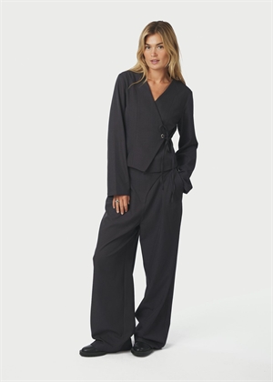 Zalka eyelet buks Dark Grey Neo Noir 